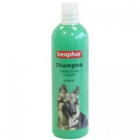 Beaphar Yağlı Ciltli Köpekler İçin Şampuan 250 Ml