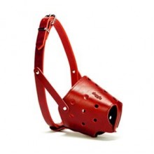 Doggie Kısa Burun Deri Köpek Ağızlığı XLarge Kırmızı